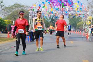 BIB: 40278
                            <button type="button" onclick="openModal(9892619)" class="btn btn-primary btn-sm float-right btn-popup" data-toggle="modal" data-target=".modal-high-quality">
                        <i class="fas fa-shopping-cart"></i> Add to Cart
                    </button>
                                            <button type="button" onclick="isThisMe(9892619, true)" class="btn btn-success btn-sm float-right btn-popup btn-isme hidden" data-toggle="tooltip" data-placement="bottom" title="นี่คือรูปของคุณใช่ไหม คลิกที่นี่เพื่อเอาเข้าอัลบั้ม">
                        <i class="fas fa-plus"></i> Add to album
                    </button>
                    <button type="button" onclick="isThisMe(9892619, false)" class="btn btn-warning btn-sm float-right btn-popup btn-isnotme hidden">
                        <i class="fas fa-ban"></i> Remove from album
                    </button>